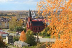 La chiesa cattolica di Tobolsk, Russia. E' dedicata alla memoria dei polacchi in esilio - © Matveychuk Anatoliy / Shutterstock.com