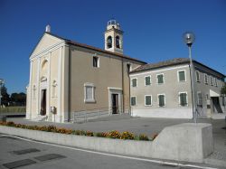 La chiesa dei Santi Felice e Fortunato a Santa Margherita di Codevigo in Veneto - © Threecharlie - CC BY-SA 3.0, Wikipedia
