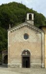 La chiesa del 15° secolo dedicata alla Madonna della Neve a Pisogne, Lombardia