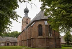 La chiesa del villaggio di Dwingeloo in provincia di Drenthe, Olanda