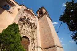 La chiesa di San Cayetano di La Valenciana a Guanajuato, Messico. Eretta fra il 1775 e il 1788 su richiesta del conte di Rul, proprietario dell'omonima miniera, questa chiesa, considerata ...