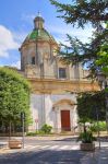 La chiesa di San Domenico a Altamura, Puglia. Costruita fra il Cinquecento e il Settecento dai monaci dell'ordine dei domenicani, è un bell'esempio di barocco pugliese. Si distingue ...