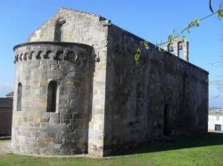 La Chiesa di San Geminiano a Samassi. Il Santo viene festeggiato in 3 occasioni, le due domeniche dopo la Pasqua e il 16 di settembre - © Corrado, CC BY 3.0, Wikipedia