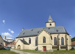 La chiesa di San Nicola a Rozmberk nad Vltavou, Repubblica Ceca. Nominato per la prima volta in un antico documento risalente al 1271, questo bell'edificio religioso dedicato a St. Nikolaus ...