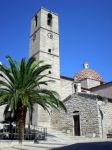 La chiesa di San Paolo a Olbia, Sardegna. Sorge nella parte alta del centro storico cittadino sulle rovine di un tempio pagano di epoca romana dedicato, forse, a Ercole.

