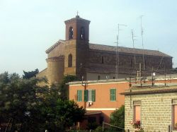 La Chiesa di San Pietro Apostolo ad Ardea nel Lazio - © Mac, CC BY-SA 3.0, Wikipedia
