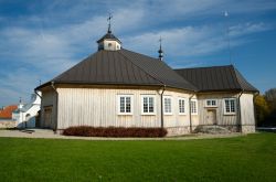 La chiesa lituana ricostruita al museo etnografico di Kaunas, Rumsiskes.

