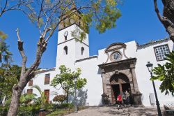 La chiesa parrocchiale di San Marcos a Icod de los Vinos, isola di Tenerife.
