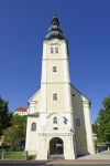 La Chiesa Parrocchiale di Santa Caterina d'Alessandria a Lendava in Slovenia - © Pecold / Shutterstock.com