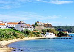 La cittadina costiera di Vila Nova de Milfontes in Alentejo, sud del Portogallo