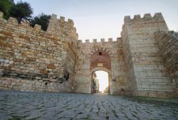 La cittadina medievale di Bursa, Turchia. Questa località è ricca di monumenti religiosi, moschee e tombe.

