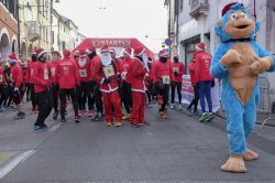 La corsa dei Babbi Natale di Noale in Veneto - © Stefano Mazzola / Shutterstock.com