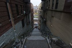La cosiddetta scala di Joker (Joker stair) si trova nel quartiere Bronx a New York CIty - © Creative Family / Shutterstock.com
