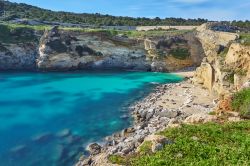 La costa spettacolare di Santa Cesarea Terme, costa adriatica del Salento