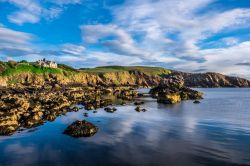 La costa spettacolare nei pressi del villaggio di St Abbs in Scozia - © Phil Silverman / Shutterstock.com