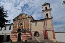 La facciata della chiesa di Santa Reparata a Teano in Campania