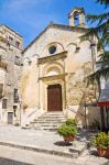 La facciata della chiesa Madonna delle Grazie, una delle tante chiese presenti a Montescaglioso - © Mi.Ti. / Shutterstock.com