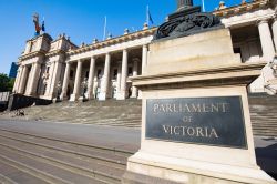 La facciata della Parliament House di Melbourne, Australia. 
