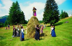 La festa del Fasjn la mede a Sutrio in Friuli Venezia Giulia