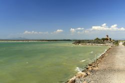 La foce del fiume Ombrone a Marina di Alberese  in provincia di Grosseto