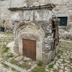 La Fontana della Barbosa nel centro storico di Linhares da Beira, Portogallo.

