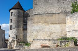 La fortezza medievale di Valois nel centro di Cognac, Francia.

