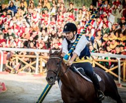 La rievocazione storica della Giostra della Quintana ad Ascoli Piceno nelle Marche - © www.quintanadiascoli.it