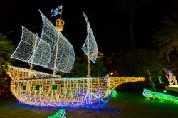 La Jolly Roger a Luci d'Arista di Salerno: le luminarie natalizie della città