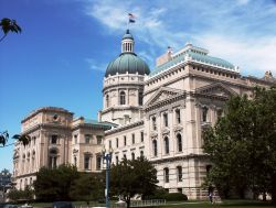 La maestosa cupola dell'Indiana State Capitol di Indianapolis, USA. E' stato costruito in calcare e quercia bianca.
