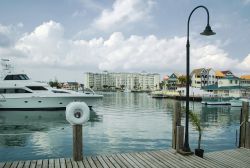 La marina e il lungomare di Freeport a Grand Bahama, Arcipelago delle Bahamas.



