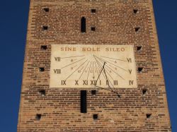 La Meridiana della Torre CIvica di Grugliasco in Piemonte