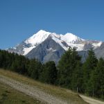 La montagna del Weisshorn in estate, fotografata da Grachen in Svizzera