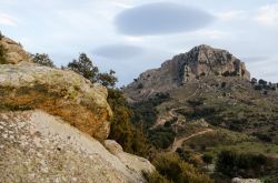 La montagna Fumai vicino ad Orgosolo in Sardegna