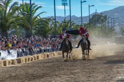 La Pariglia al Palio delle Stelle di Olbia durante le feste di San Simplicio a metà maggio - © Tore65 / Shutterstock.com