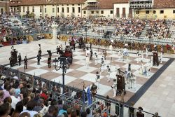 La Partita a scacchi a personaggi viventi di Marostica, evento che sivolge ogni due anni (anni pari) - © m.bonotto / Shutterstock.com