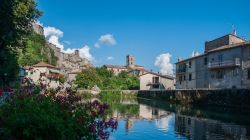 La Peschiera, il lago formato dalle acque del fiume Fiora si trova a Santa Fiora in provincia di Grosseto, Toscana