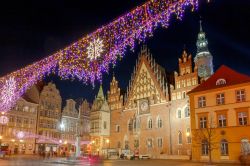 La piazza del Mercato a Breslavia, durante il perido natalizio