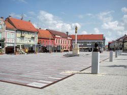 La piazza principale del centro di Ljutomer in Slovenia