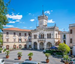 La piazza principale di Fiuggi, città ...