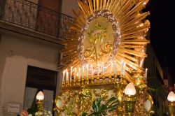 La processione del Patrono di Biancavilla in Sicilia, la Festa di San Placido.