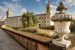 La Reggia di Colorno dove si svolge l'originale Festival della Lentezza - © robertonencini / Shutterstock.com