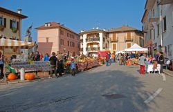 La Sagra della Zucca di Agra, uno degli eventi autunnali della Lombardia occidentale - © www.comune.agra.va.it