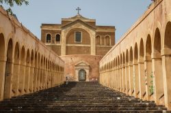 La Scalinata della Matrice una delle architetture piu spettacolari di Paterno in Sicilia - © Lev Levin / Shutterstock.com