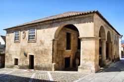 La sede del museo del "vinho Alvarinho" nel centro storico del borgo di Melgaco, Portogallo.
