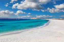 La spiaggia deserta di Sahara beach, isola di Naxos in Grecia, arcipelago delle Cicladi