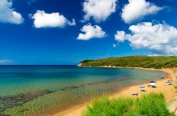 La spiaggia di Baratti si trova appena a nord di Populonia, in Toscana
