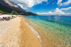 La spiaggia di Barbati, isola di Kerkyra (Corfu), Grecia occidentale - © Milos Vucicevic / Shutterstock.com