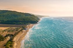 La spiaggia di Calenella vicino a Vico del Gargano, Puglia del nord