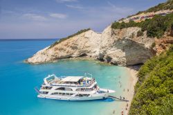 La spiaggia di Porto Katsiki a Lefkada, Isole Ioniche, Grecia