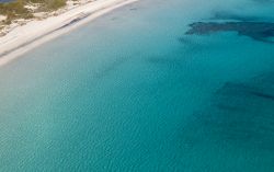 La Spiaggia di Porto Liscia ad ovest di Porto Pollo in Sardegna